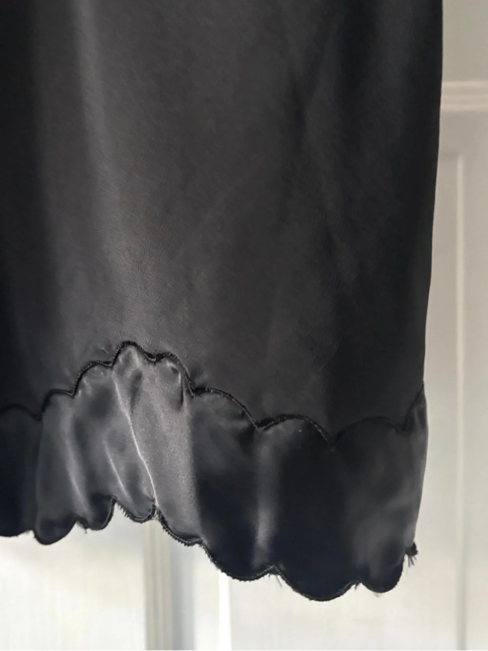 Vintage 70s Lady Lynne Black Half Slip Scalloped Size Large - Picture 13 of 14